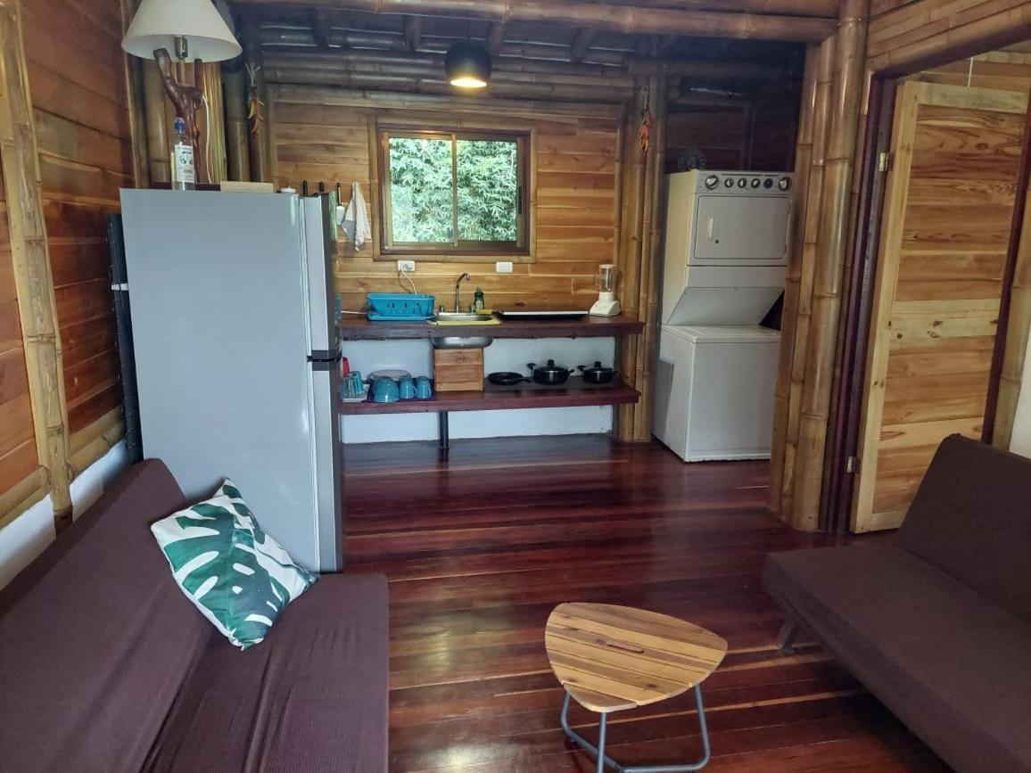 Bambura Hermosa Villas 乌维塔 外观 照片